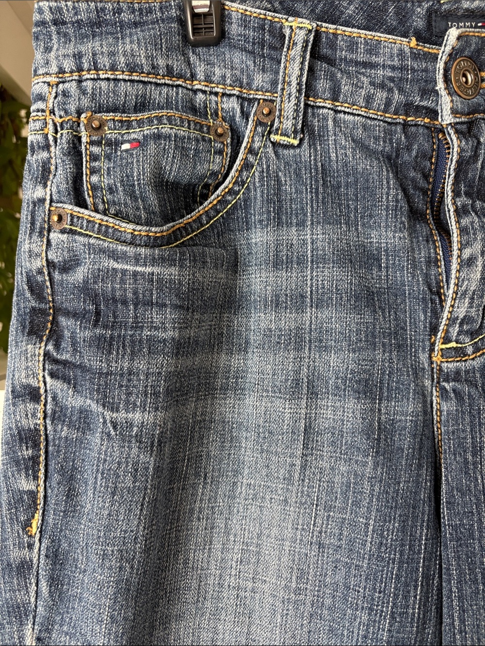 Tommy Hilfiger Women's Medium Blue Flare Jeans - Picture 6 of 17
